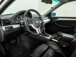 Immagine 11/50 di BMW 330xi (2002)