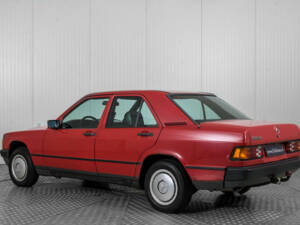 Bild 8/50 von Mercedes-Benz 190 D (1984)