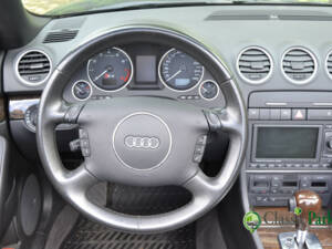 Image 35/50 de Audi S4 (2005)