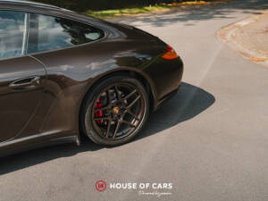 Image 20/46 of Porsche 911 Carrera 4S (2011)