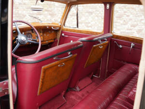 Immagine 43/50 di Rolls-Royce Silver Dawn (1952)