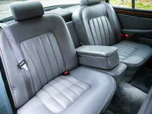 Bild 32/37 von Daimler Double Six (1990)