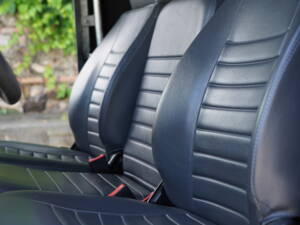 Bild 61/97 von Land Rover Defender 90 Td5 (2000)