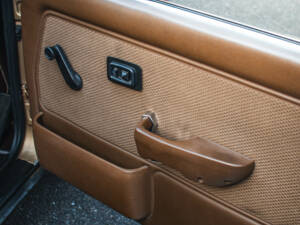 Imagen 19/20 de BMW 320 (1982)
