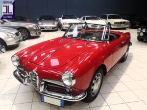 Image 4/54 of Alfa Romeo Giulietta Spider (1957)