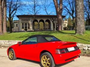 Image 13/25 of Lotus Elan SE (1991)