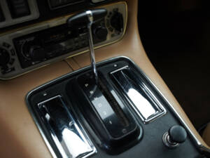 Image 25/50 of Daimler Sovereign 4.2 (1976)