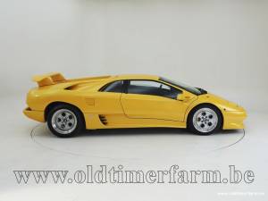 Image 6/15 de Lamborghini Diablo (1991)