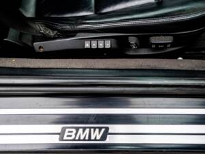 Bild 24/45 von BMW 850i (1991)