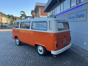 Afbeelding 4/25 van Volkswagen T2b minibus (1974)