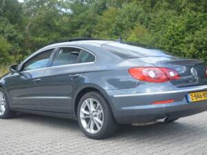 Immagine 4/7 di Volkswagen Passat CC 3.6 V6 (2008)