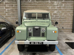 Bild 2/9 von Land Rover 88 (1980)