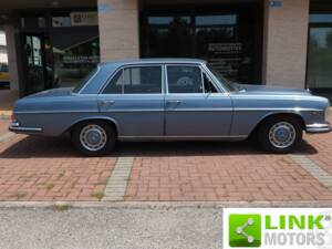 Image 4/10 de Mercedes-Benz 280 SE (1970)