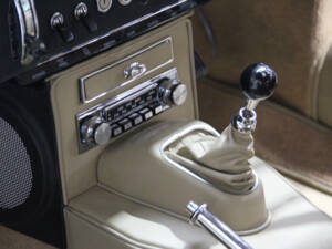 Bild 25/39 von Jaguar E-Type 4.2 (1966)