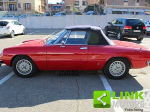 Bild 6/10 von Alfa Romeo 2000 Spider Veloce (1980)