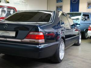 Imagen 10/37 de Mercedes-Benz S 500 (1996)