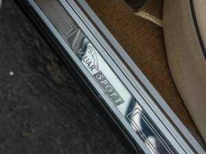 Immagine 32/55 di Jaguar XJ 40 (XJ-R) (1990)