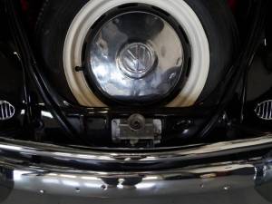 Bild 46/50 von Volkswagen Käfer 1300 (1967)