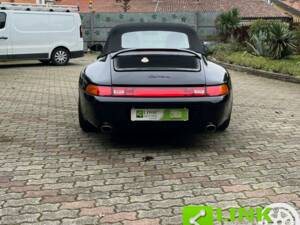 Image 6/10 de Porsche 911 Carrera (1996)