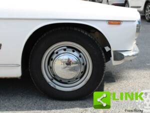 Image 8/10 of Innocenti 950 Spider (1965)