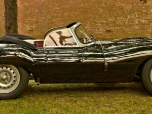 Image 8/50 of Jaguar XK-SS (1967)