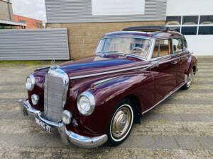 Image 4/50 de Mercedes-Benz 300 b (1954)