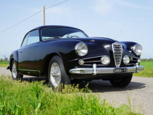 Image 32/74 de Alfa Romeo 1900 C Super Sprint Berlina (1954)