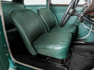 Image 23/50 de Morris Eight (1939)