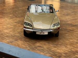 Imagen 2/31 de Citroën DS 21 Usine (1970)