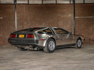 Image 8/66 of DeLorean DMC-12 (1981)