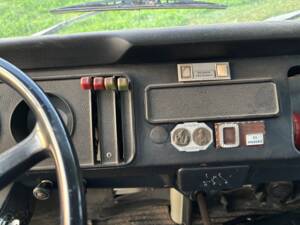 Image 21/26 of Volkswagen T2a Pritsche (1969)