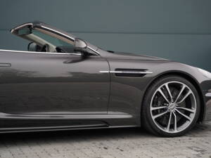 Afbeelding 28/50 van Aston Martin DBS Volante (2011)