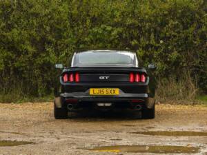 Imagen 7/50 de Ford Mustang GT 5.0 V8 (2015)