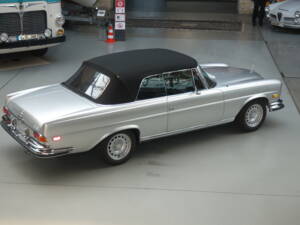 Imagen 16/27 de Mercedes-Benz 280 SE 3,5 (1970)