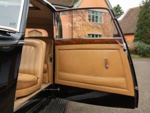 Image 13/50 of Bentley 4 1&#x2F;4 Litre (1938)