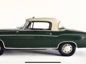 Bild 8/8 von Mercedes-Benz 220 S (1957)