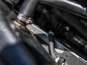 Image 19/26 of Lamborghini Diablo VT (1994)