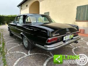 Imagen 4/10 de Mercedes-Benz 280 SE (1970)