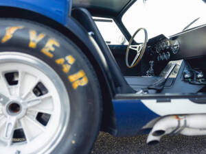 Imagen 11/15 de Shelby Daytona Cobra Coupe (1964)