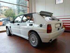 Image 3/25 of Lancia Delta HF Integrale Evoluzione I (1992)