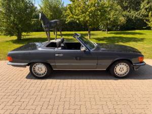 Imagen 9/93 de Mercedes-Benz 300 SL (1988)