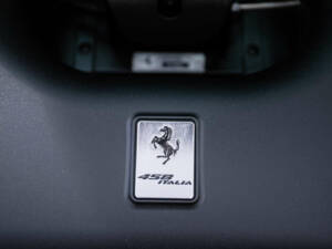 Image 13/50 of Ferrari 458 Italia (2012)
