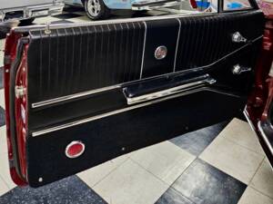 Image 10/20 of Chevrolet Impala SS Sport Coupe (1964)