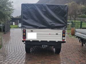 Image 21/26 of Land Rover Defender 110 (1991)