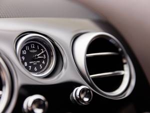 Imagen 10/37 de Bentley Continental GT V8 (2013)