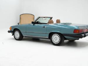 Image 4/15 of Mercedes-Benz 560 SL (1987)