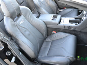 Image 36/50 of Aston Martin DBS Volante (2010)