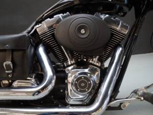 Imagen 36/50 de Harley-Davidson DUMMY (2008)