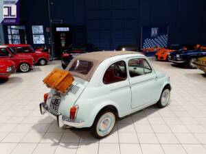 Image 8/44 of FIAT 500 D (1965)