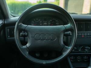 Imagen 42/50 de Audi 80 - 2.0E quattro (1992)